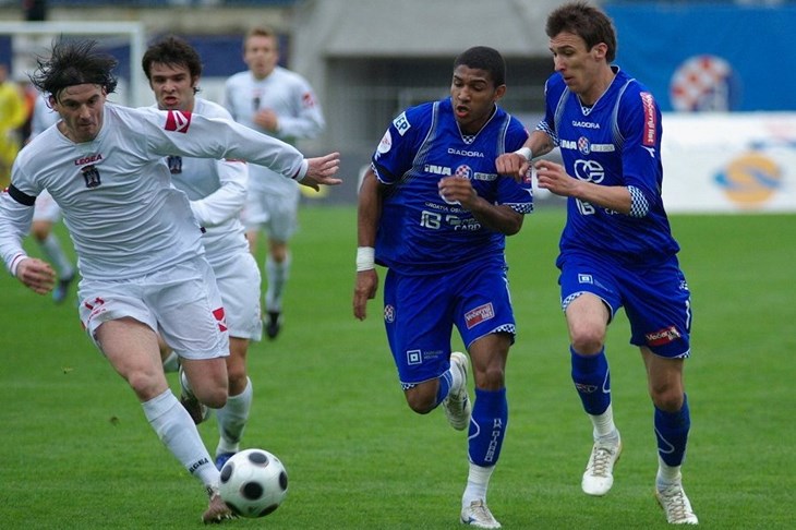 Slika 1 od 1.