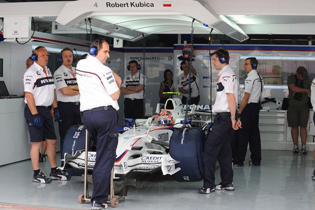 Kubica ostaje u Renaultu