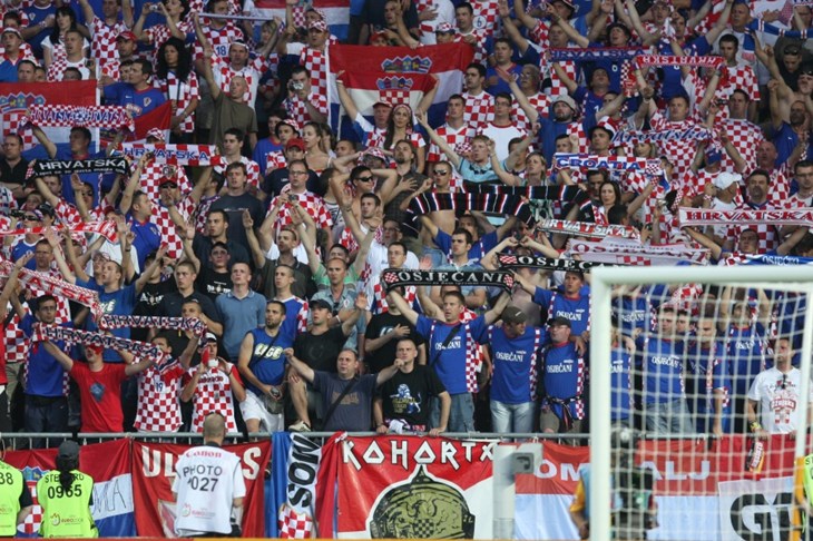 Srbi: Hrvatima prijeti suspenzija