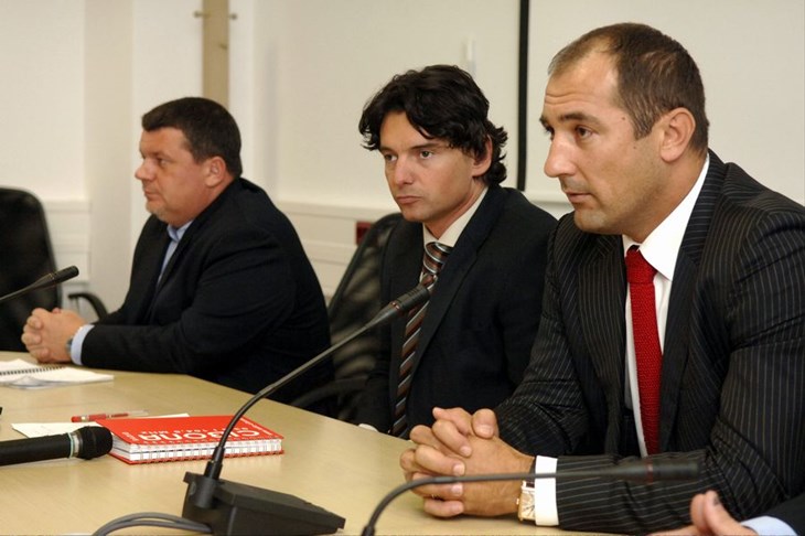 Postoji li "izlazna strategija"?