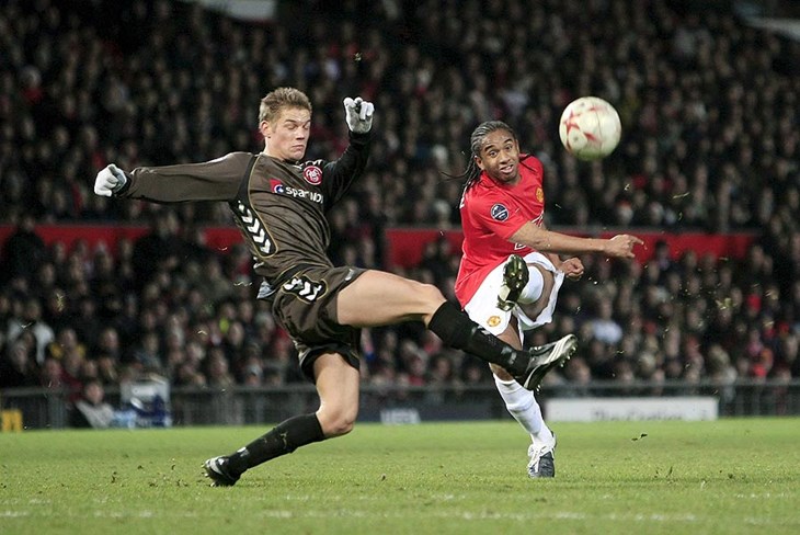 Skupina E: Šok u Manchesteru