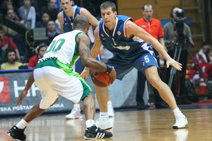 Cook pojačao Valenciju