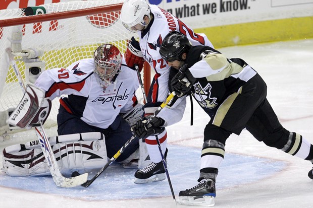 Chicago prvi dalje, Washington preživio