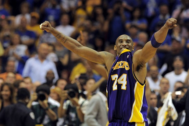 Crna mamba u društvu najvećih