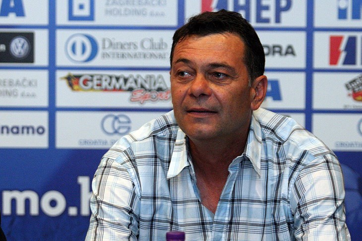 Igrači bez plaća, uplitanje u sastav