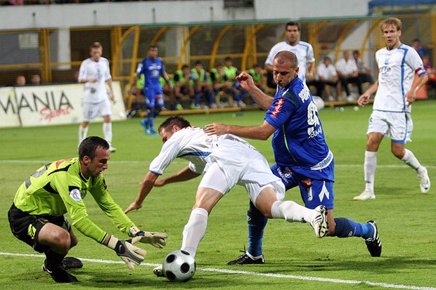 Video: Dinamovo kupovanje publike