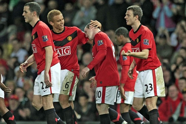 United se izvukao, Wolfsburg siguran