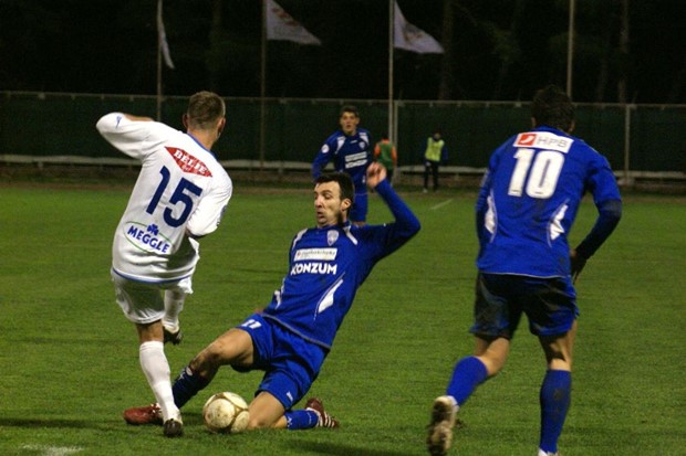 Teška ozljeda Osijekovog braniča