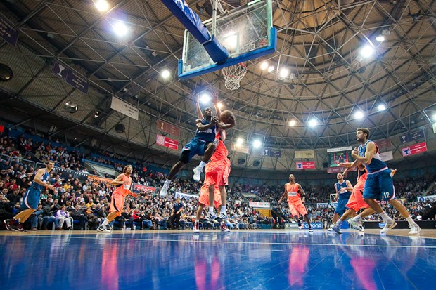 Tko ne govori istinu?