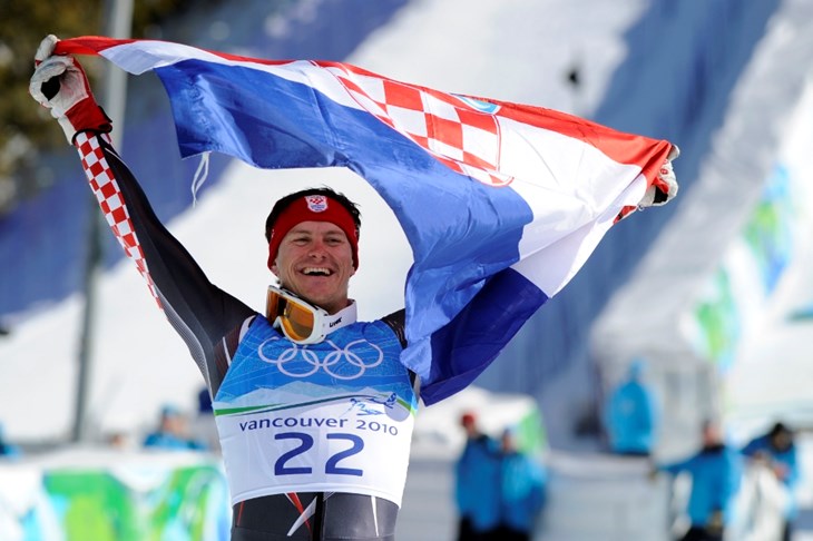 Sport mora pomoći državi