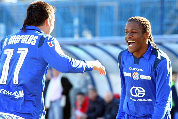 Šest lakih na otvaranju