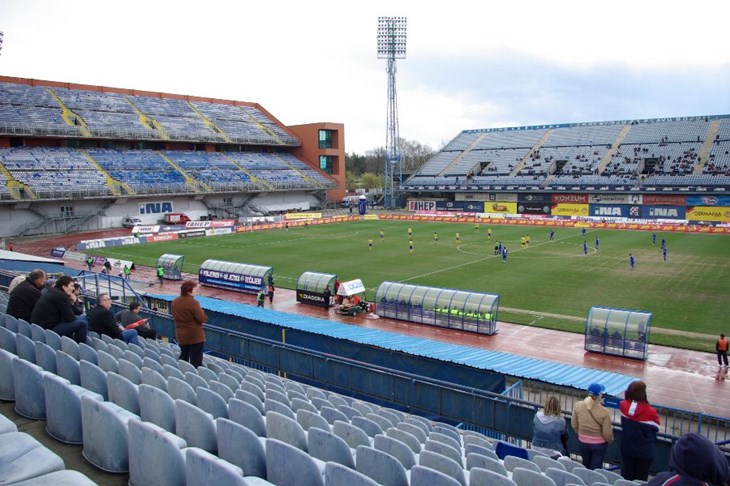 Sljedeće godine Liga 12 pa - Liga 10