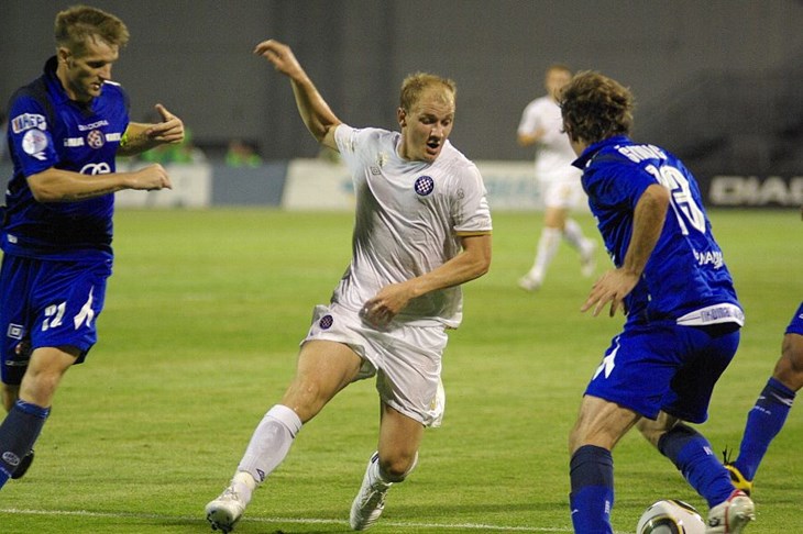 Senijad Ibričić Hajdučko srce