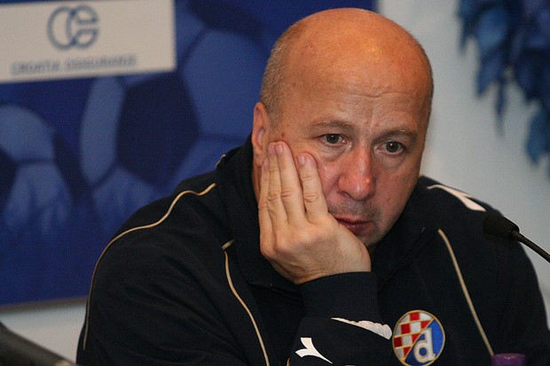 Dinamo smijenio Velimira Zajeca!
