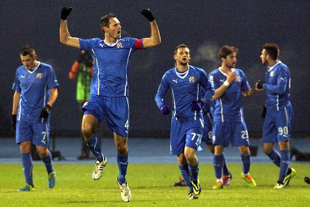 Video: Dinamo "petardom" potopio Hajduk i došao na prag polufinala Kupa!