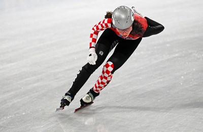 Valentina Aščić i Matija Legović nosit će hrvatsku zastavu na otvaranju ZOI