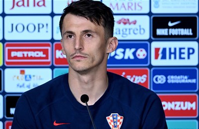 Ante Budimir bez odgovora na ponudu Osasune, agent u pregovorima s nekoliko klubova