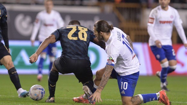 Dinamo dogovorio ostanak svog najiskusnijeg stopera, bit će ujedno i mentor mladim igračima