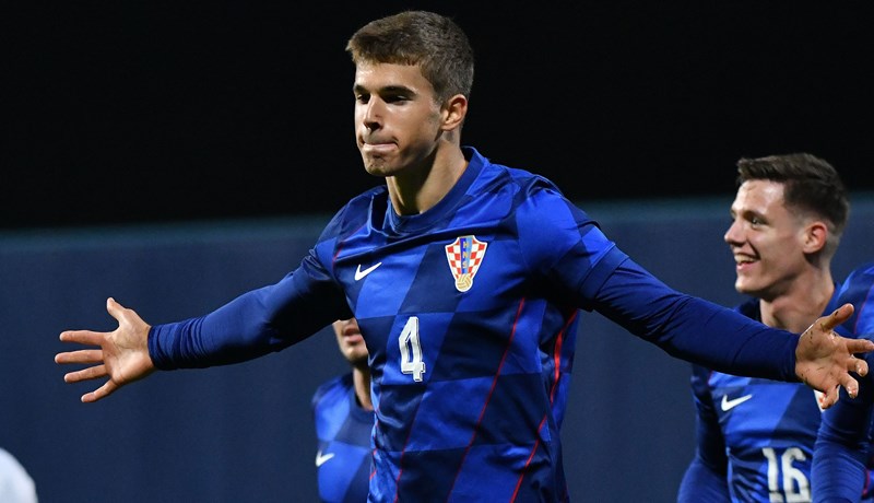 'Škorpion-gol' Vuškovića, pet pogodaka na utakmici i pobjeda HSV-a protiv Werdera