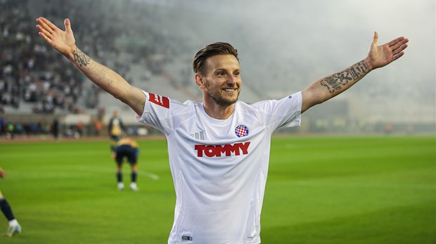 Rakitić: 'Nisam odlučio o budućnosti, fokusiran sam na malu mogućnost da osvojimo prvenstvo'