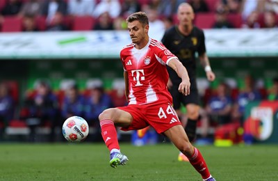 Stanišić zabio prvi ovosezonski gol u Bundesligi, Majer strijelac u slavlju Wolfsburga