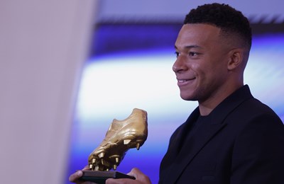 PSG mora isplatiti Kylianu Mbappeu više od 60 milijuna eura