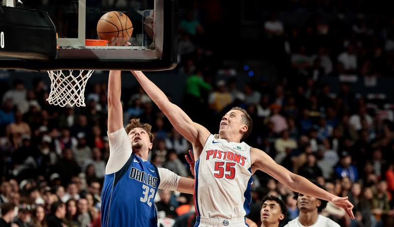 Glatka pobjeda Clippersa, glatki poraz Lakersa, Sixersi slavili nakon produžetka