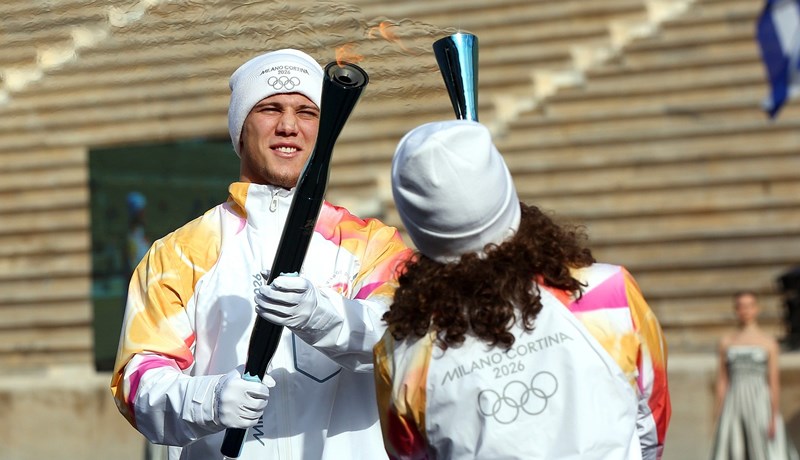 Organizatori Zimskih olimpijskih igara preuzeli olimpijsku baklju