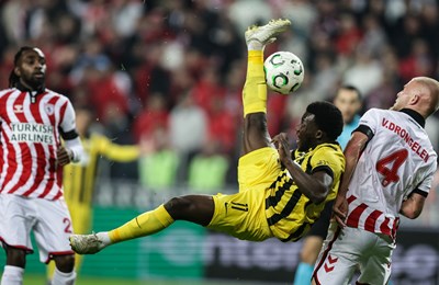 Perkovićev Noah preokretom do pobjede, Vida igrao u slavlju AEK-a