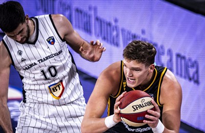 Split uvjerljivo poražen u Rumunjskoj, domaćin ubacio 15 trica