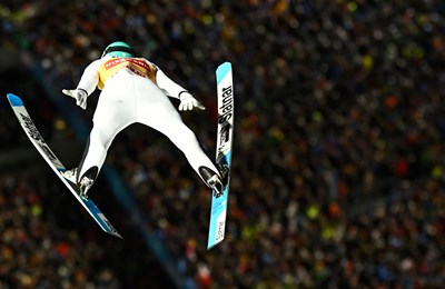 Sjajni Domen Prevc izdominirao u Oberstdorfu i odmah stvorio veliku razliku u ukupnom poretku