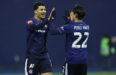 Bakrar ušao i odmah lijepo zabio za povećanje prednosti Modrih