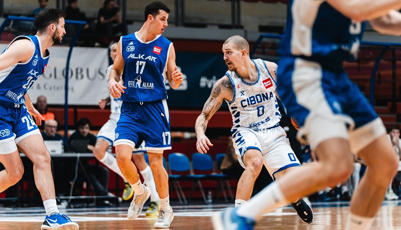Cibona nastavila pobjednički niz visokom pobjedom protiv Sinjana