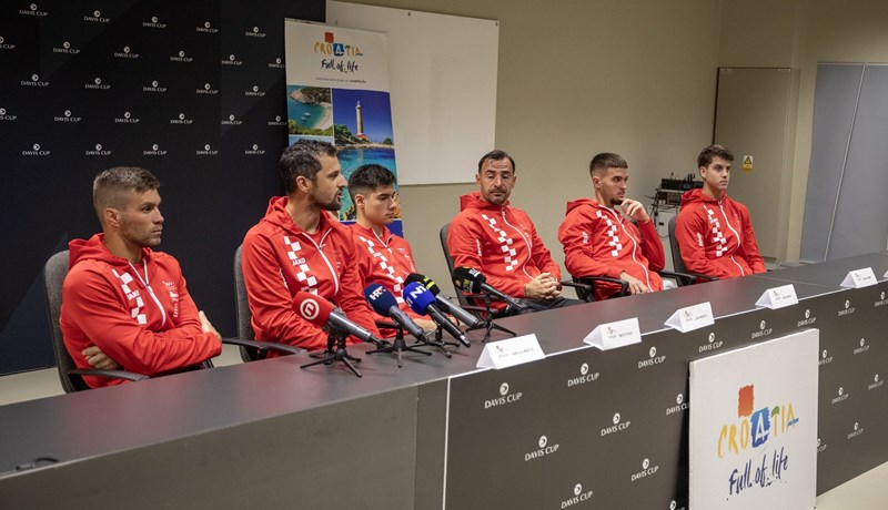 Dodig: 'Meč je težak, u mladom smo sastavu, s novim momcima u ekipi'