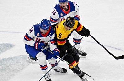 Poznati svi parovi i raspored play-offa na hokejaškom turniru na ZOI