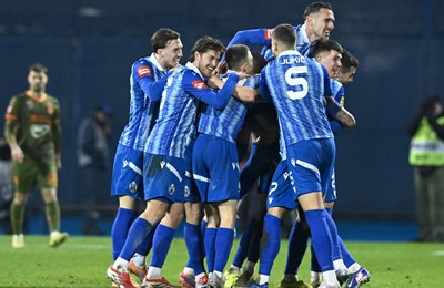 Aleksandar Trajkovski krasno pogodio iz slobodnog udarca za potvrdu Lokomotivine pobjede