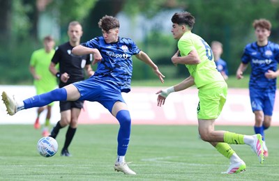 Mladi Dinamov reprezentativac stavio potpis na višegodišnji profesionalni ugovor