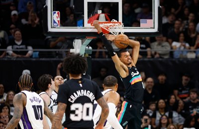 Rocketsi uvjerljivi Jazza, Kingsi konačno prekinuli užasan niz, Spursi potvrdili dobru formu