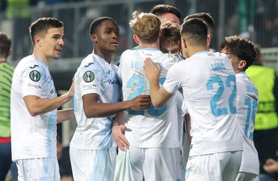 Stigle početne postave, Sanchez nije iznenadio s udarnih 11