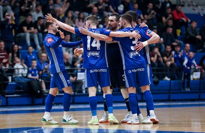 Spektakl u Makarskoj i pobjeda Novog Vremena, Futsal Dinamo visoko slavio