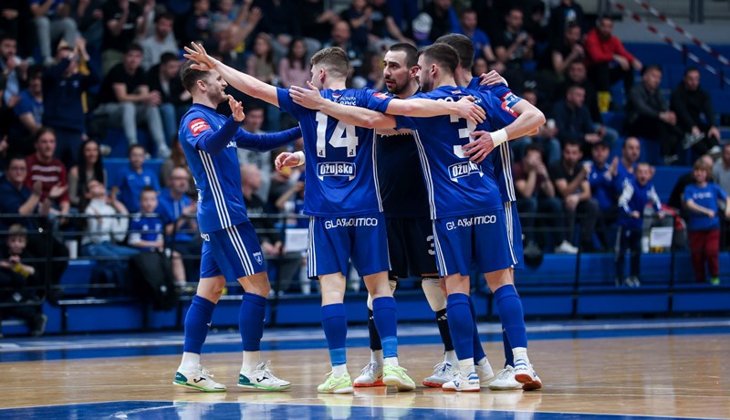Spektakl u Makarskoj i pobjeda Novog Vremena, Futsal Dinamo visoko slavio