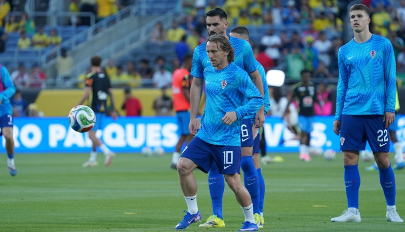 Modrić: 'Igra s trojicom otraga nam odgovara, a pred Vuškovićem je velika budućnost'