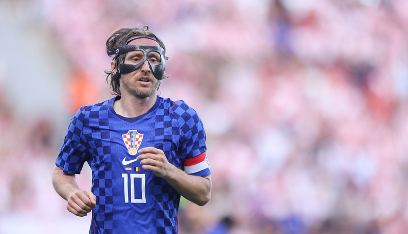 Klupska budućnost Luke Modrića pod upitnikom, Milan ga nije zvao na razgovor