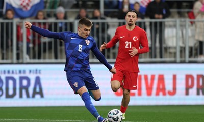 Jagušić ušao s klupe pa se ozlijedio u uvjerljivoj pobjedi Panathinaikosa