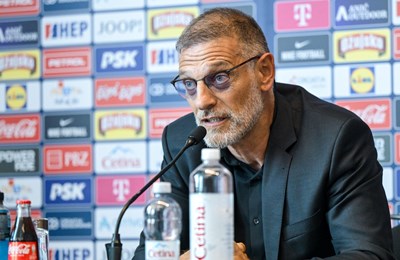 Bilić odgovorio na političke prozivke na predstavljanju: 'Ako sam ja nedovoljno desno, onda ovaj svijet ne valja'