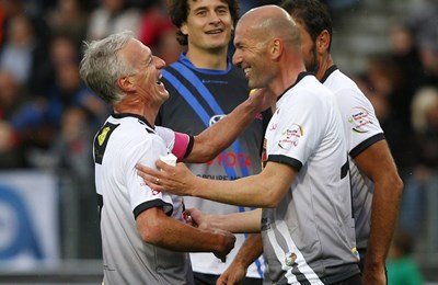 Kraj ere Didiera Deschampsa na klupi Francuske: Službeno potvrđen datum predstavljanja Zinédinea Zidanea