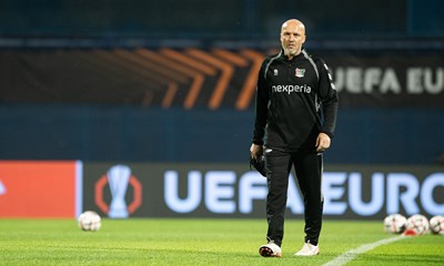 Radio je na baušteli te s bratom vodio Bundesligaša. Upoznajte trenera NEC-a Dicka Schreudera