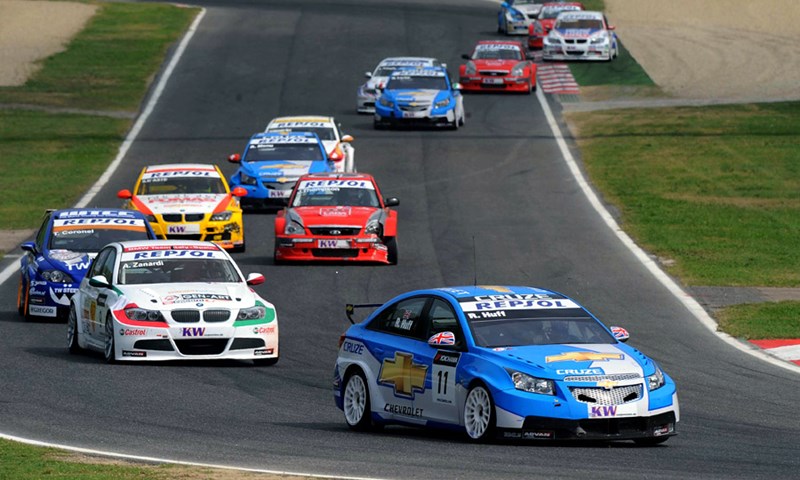 WTCC: Jose Maria Lopez u svom debiju stigao do pobjede i oduševio Argentince