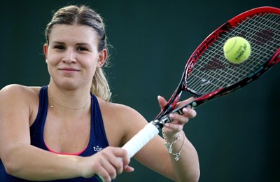 Jana Fett bez problema preskočila prvu prepreku na W50 turniru u Selva Gardeni