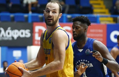 Miro Bilan predvodio Peristeri u visokoj pobjedi na otvaranju Lige prvaka